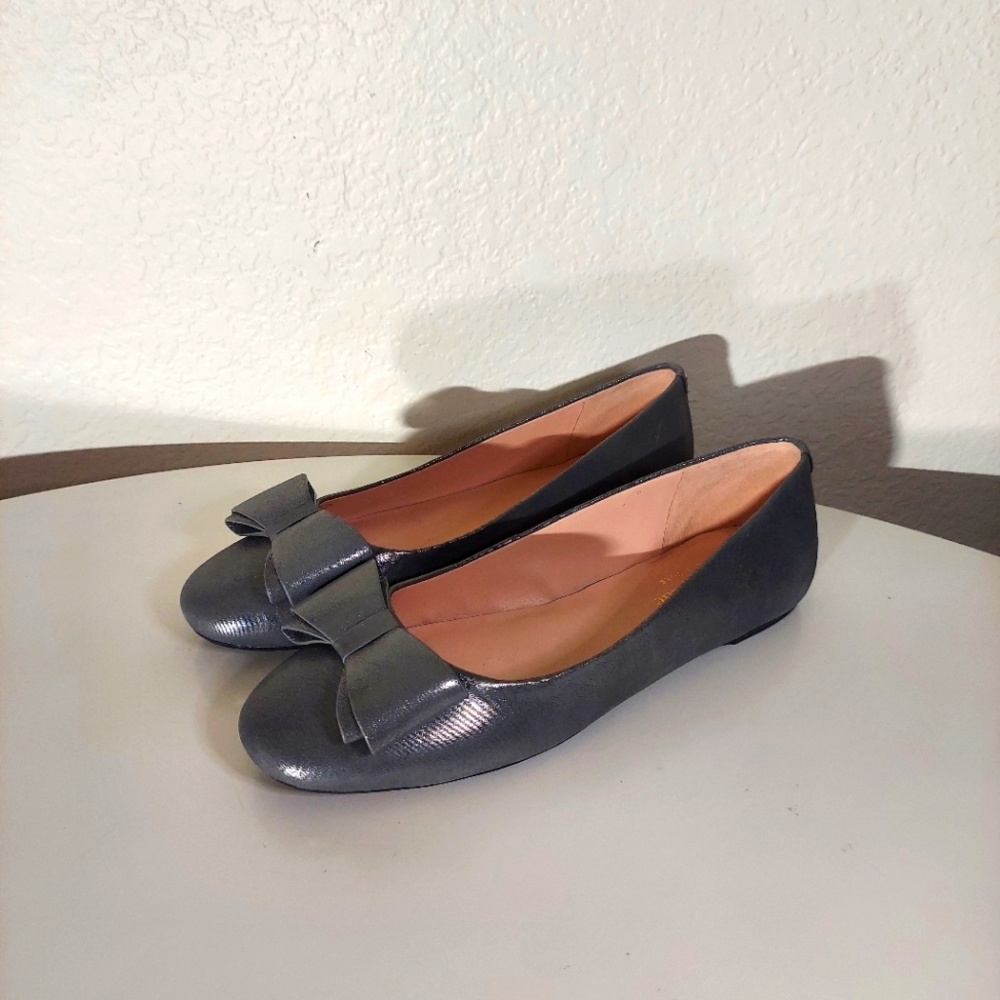 Kate Spade Nora Gray Metallic Leather W/ Bow Flats